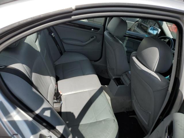 Photo 10 from auction – 2002 BMW 325 I with VIN WBAEV33412KL68490