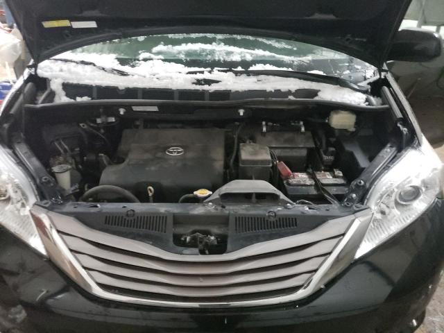 Photo 12 from auction – 2015 TOYOTA SIENNA XLE with VIN 5TDDK3DC7FS105478
