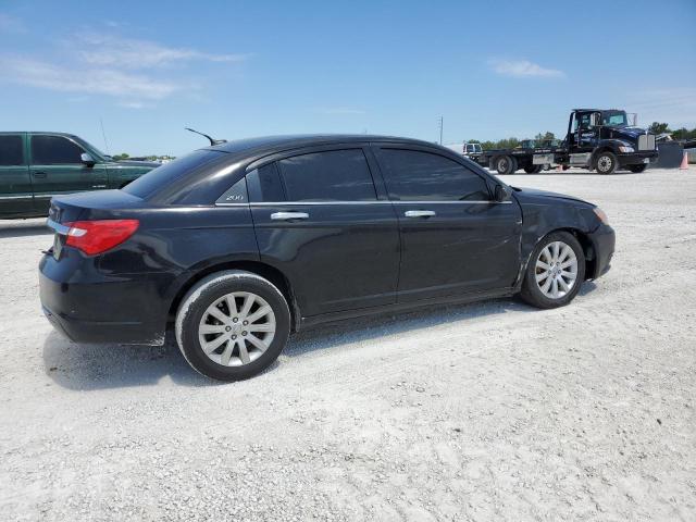 Photo 3 from auction – 2013 CHRYSLER 200 LIMITE with VIN 1C3CCBCG4DN527867
