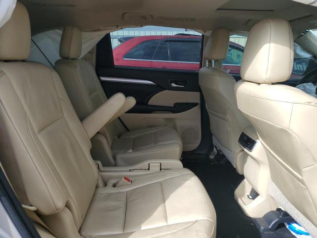 Photo 11 from auction – 2016 TOYOTA HIGHLANDER with VIN 5TDJKRFH6GS501062