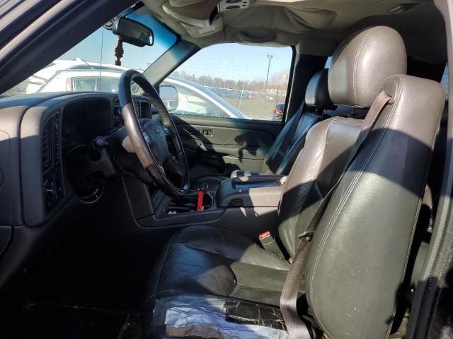Photo 7 from auction – 2004 CHEVROLET SILVERADO with VIN 2GCEK19T041151210
