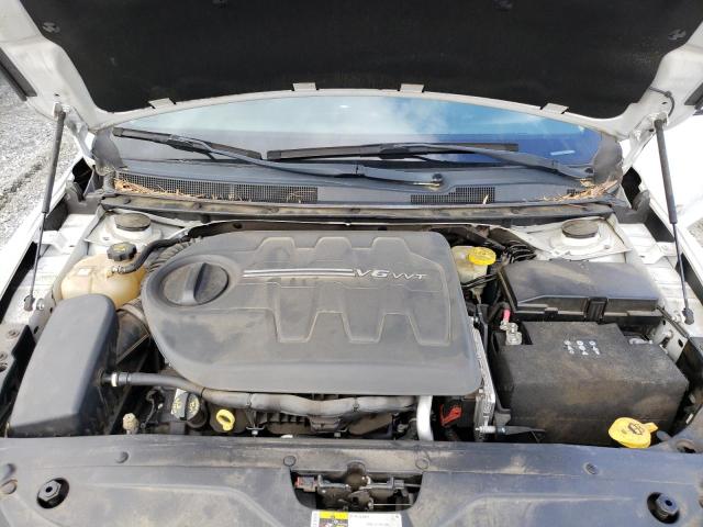 Photo 11 from auction – 2015 CHRYSLER 200 C with VIN 1C3CCCCG5FN686227