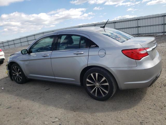 Photo 2 from auction – 2013 CHRYSLER 200 TOURIN with VIN 1C3CCBBG8DN715616