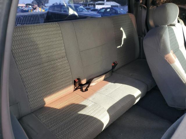 Photo 10 from auction – 2003 FORD F150 with VIN 2FTRX17WX3CA55894