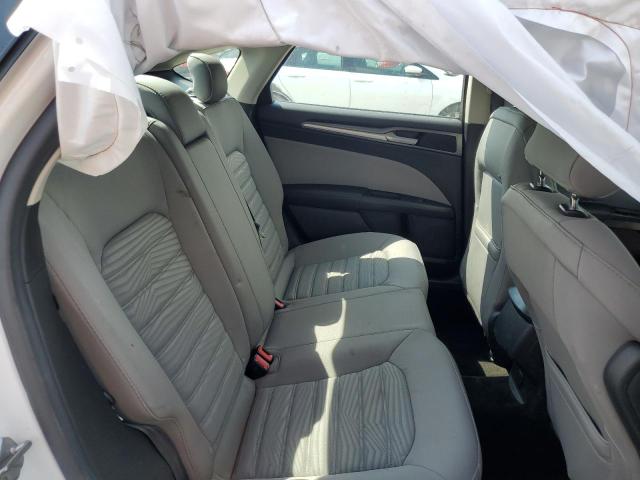 Photo 10 from auction – 2016 FORD FUSION S with VIN 3FA6P0G75GR332900