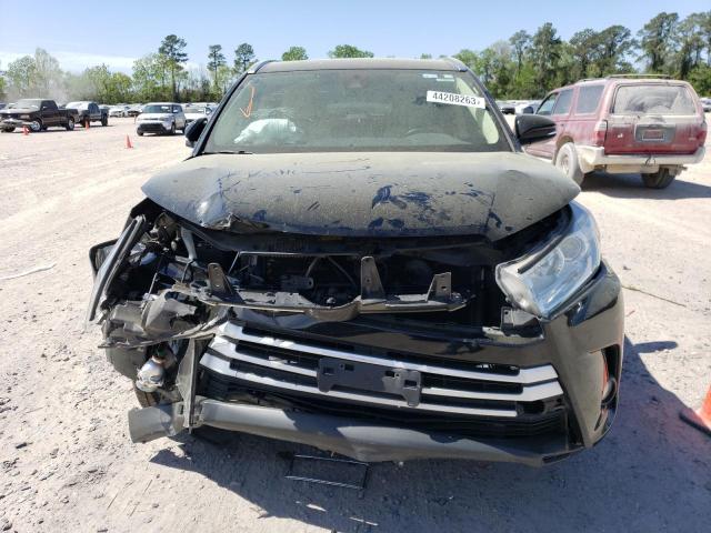 Photo 5 from auction – 2017 TOYOTA HIGHLANDER with VIN 5TDJZRFH3HS468356