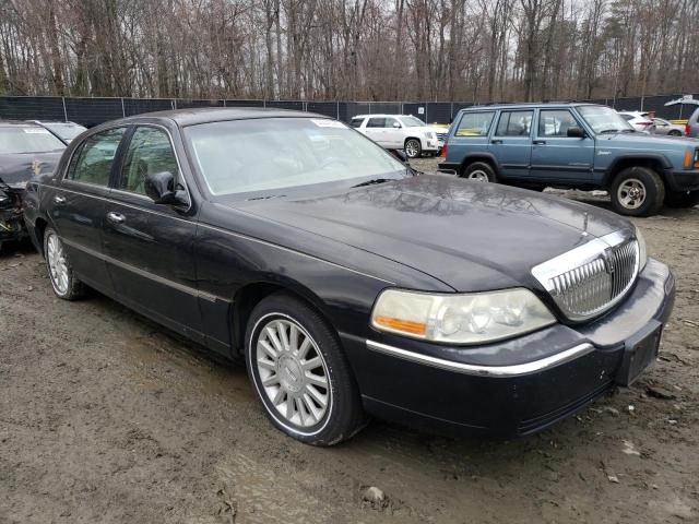Photo 4 from auction – 2003 LINCOLN TOWN CAR E with VIN 1LNHM81W43Y700484