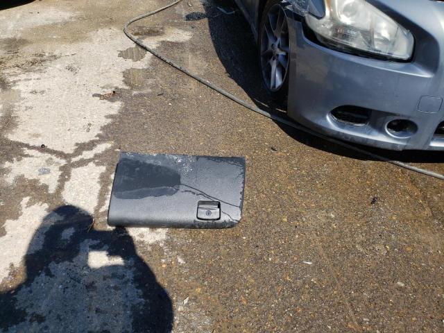 Photo 12 from auction – 2010 NISSAN MAXIMA S with VIN 1N4AA5AP5AC851968