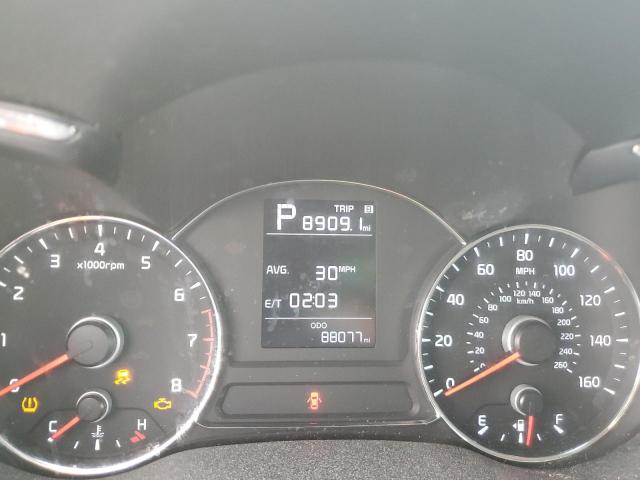 Photo 9 from auction – 2018 KIA FORTE LX with VIN 3KPFK4A71JE214043
