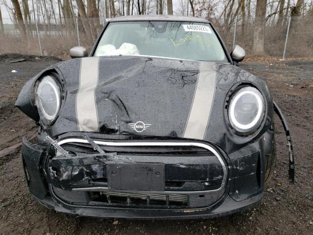 Photo 5 from auction – 2023 MINI COOPER with VIN WMW33DH07P2T22632