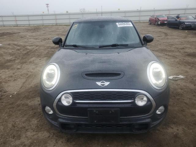 Photo 5 from auction – 2016 MINI COOPER S with VIN WMWXP7C54G3B33511