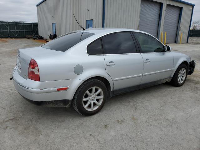 Photo 3 from auction – 2004 VOLKSWAGEN PASSAT with VIN WVWPD63B94E263325