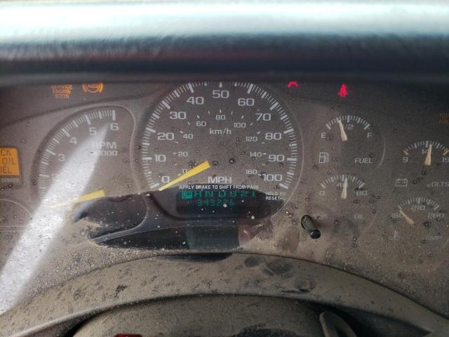 Photo 9 from auction – 2000 CHEVROLET SILVERADO with VIN 1GCGK29U6YE270312