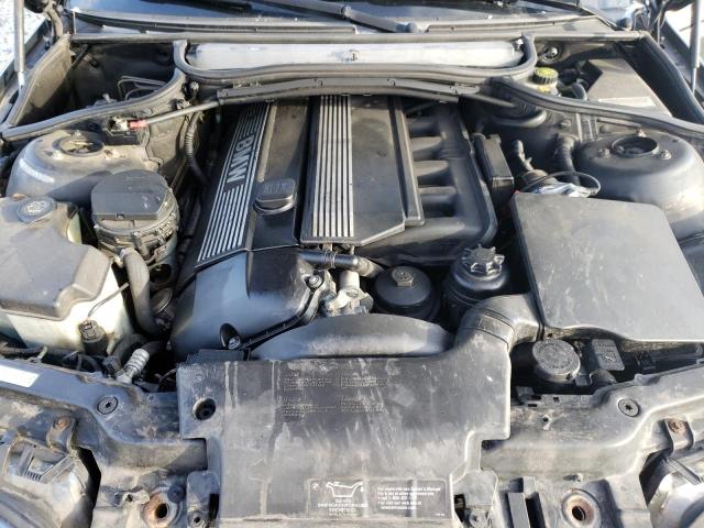 Photo 11 from auction – 2005 BMW 325 XI with VIN WBAEU33435PR15138