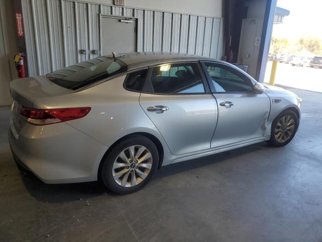 Photo 3 from auction – 2016 KIA OPTIMA LX with VIN 5XXGT4L32GG017278