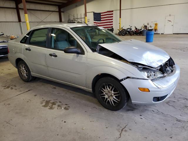 Photo 4 from auction – 2005 FORD FOCUS ZX4 with VIN 1FAFP34N05W259157