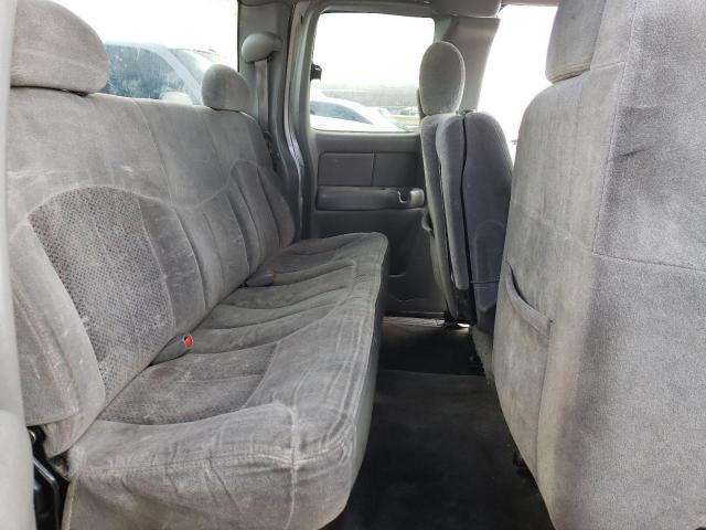 Photo 10 from auction – 2000 CHEVROLET SILVERADO with VIN 2GCEK19T6Y1283331
