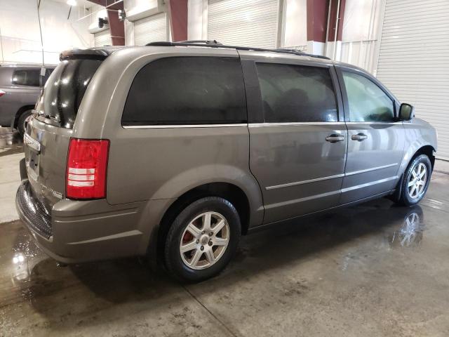 Photo 3 from auction – 2010 CHRYSLER TOWN & COU with VIN 2A4RR5D17AR298741