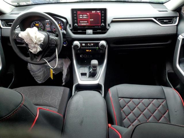 Photo 8 from auction – 2020 TOYOTA RAV4 XLE with VIN JTMP1RFV2LD068025