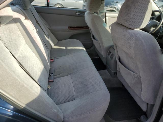 Photo 10 from auction – 2004 TOYOTA CAMRY with VIN 4T1BE30K04U267923