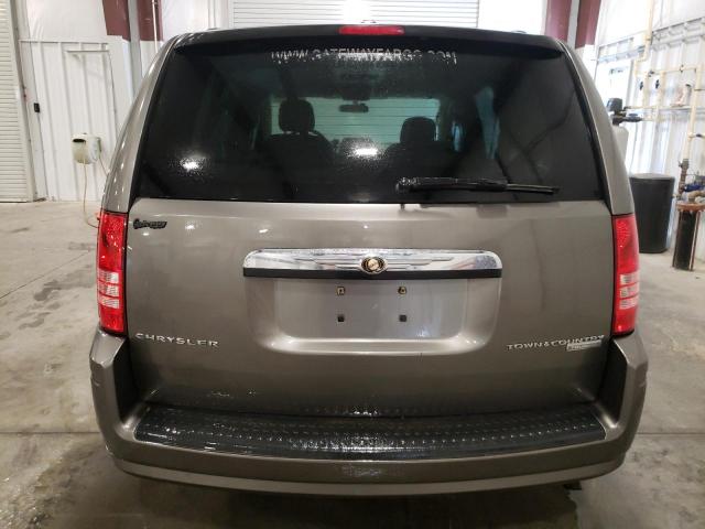 Photo 6 from auction – 2010 CHRYSLER TOWN & COU with VIN 2A4RR5D17AR298741