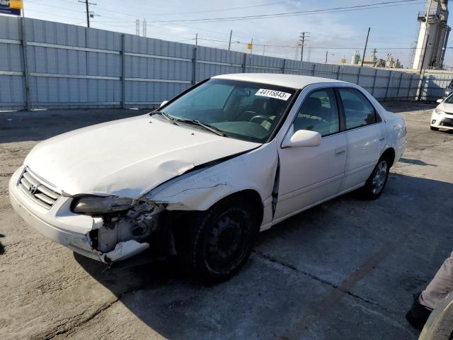TOYOTA CAMRY CE 2000 with VIN JT2BG22K6Y0513658 - Photo from auction