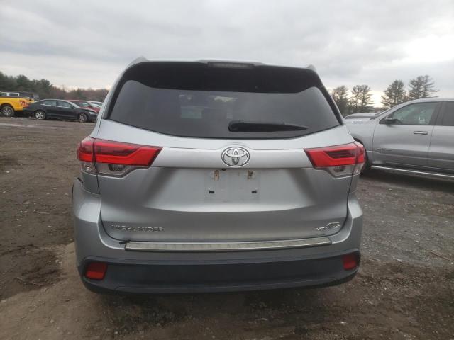 Photo 6 from auction – 2017 TOYOTA HIGHLANDER with VIN 5TDBZRFH3HS458284