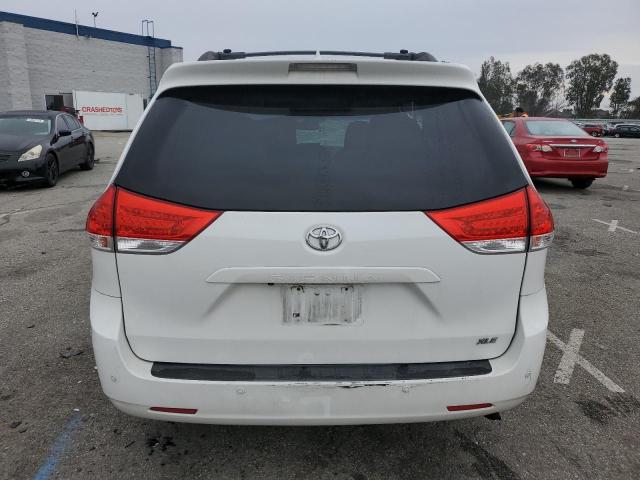 Photo 6 from auction – 2012 TOYOTA SIENNA XLE with VIN 5TDYK3DC0CS207959
