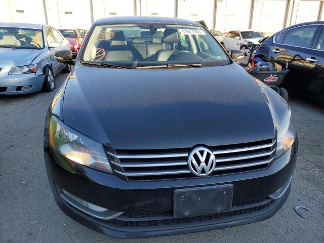 Photo 5 from auction – 2015 VOLKSWAGEN PASSAT with VIN 1VWAT7A33FC101566