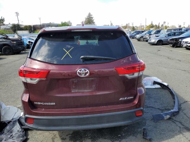 Photo 6 from auction – 2018 TOYOTA HIGHLANDER with VIN 5TDJZRFH3JS858718
