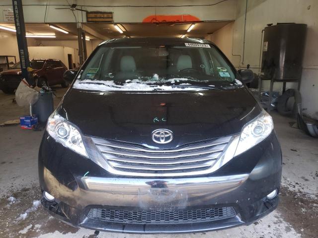 Photo 5 from auction – 2015 TOYOTA SIENNA XLE with VIN 5TDDK3DC7FS105478