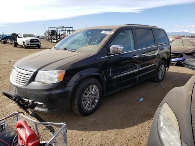 CHRYSLER TOWN & COU 2016 with VIN 2C4RC1CGXGR194422 - Photo from auction