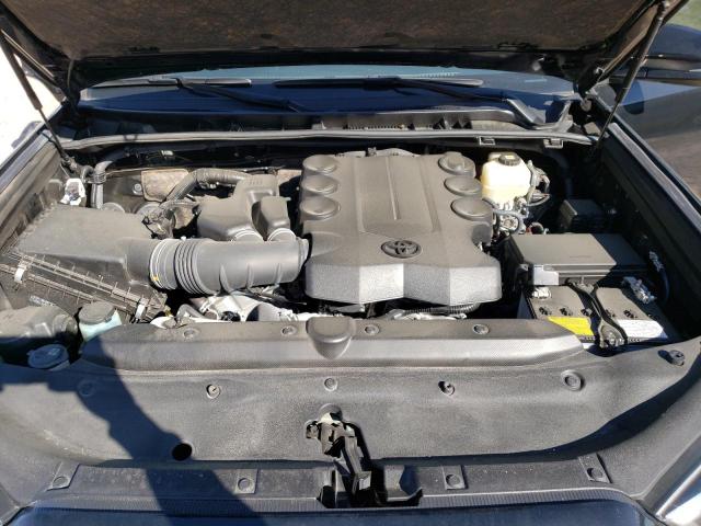 Photo 12 from auction – 2020 TOYOTA 4RUNNER SR with VIN JTEBU5JR5L5837014