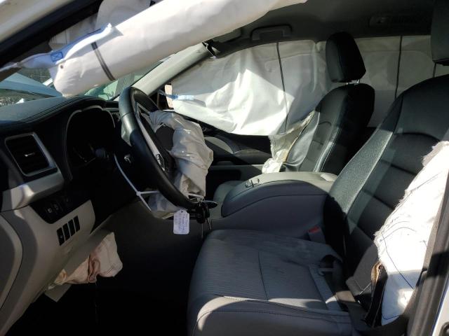 Photo 7 from auction – 2017 TOYOTA HIGHLANDER with VIN 5TDZZRFH8HS188628