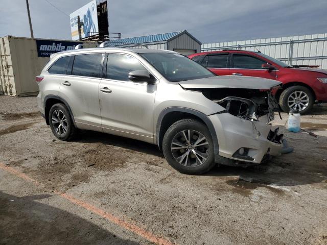Photo 4 from auction – 2016 TOYOTA HIGHLANDER with VIN 5TDJKRFH6GS501062