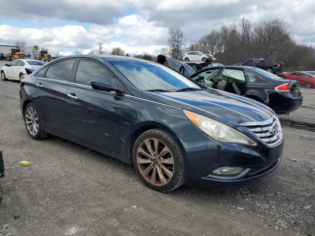 Photo 4 from auction – 2012 HYUNDAI SONATA SE with VIN 5NPEC4AC2CH369298