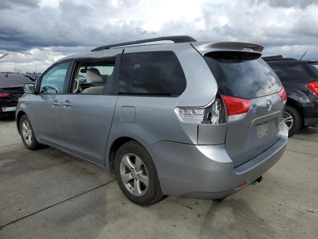 Photo 2 from auction – 2012 TOYOTA SIENNA LE with VIN 5TDKK3DC8CS224319