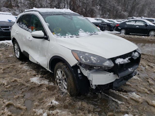 Photo 4 from auction – 2020 FORD ESCAPE SE with VIN 1FMCU9G6XLUA20524