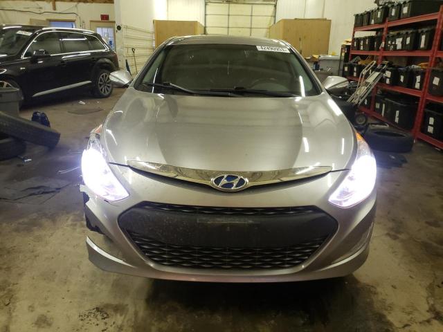 Photo 5 from auction – 2013 HYUNDAI SONATA HYB with VIN KMHEC4A48DA094985