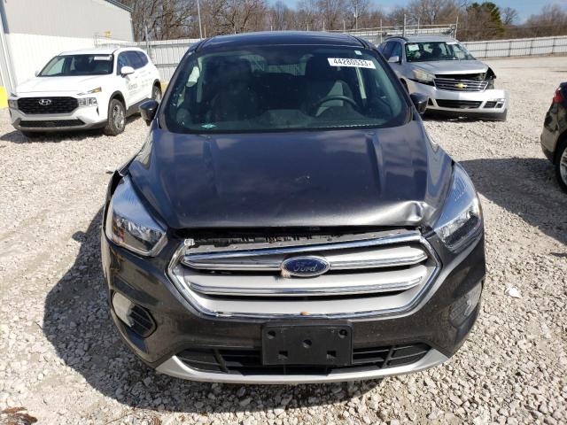 Photo 5 from auction – 2019 FORD ESCAPE SE with VIN 1FMCU9GD9KUA96569