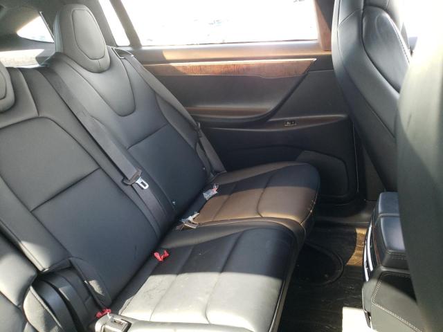 Photo 11 from auction – 2018 TESLA MODEL X with VIN 5YJXCAE23JF091452