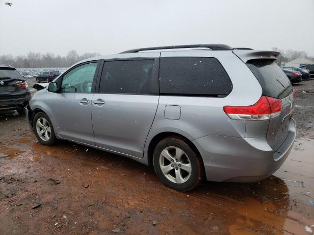 Photo 2 from auction – 2012 TOYOTA SIENNA LE with VIN 5TDKK3DC3CS230268