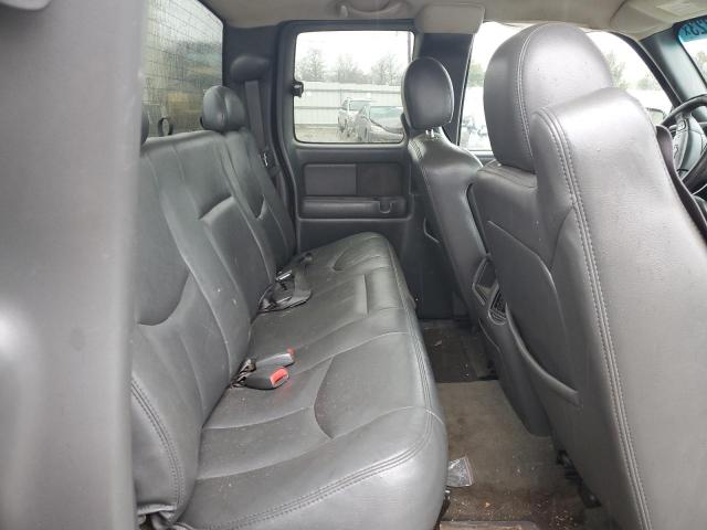 Photo 10 from auction – 2004 CHEVROLET SILVERADO with VIN 1GCEK19T54Z158449