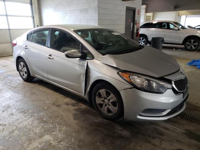 Photo 4 from auction – 2016 KIA FORTE LX with VIN KNAFX4A60G5528129