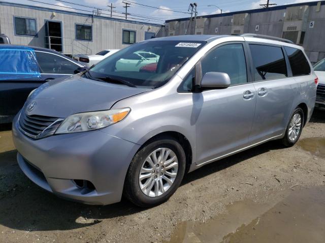 Photo 1 from auction – 2011 TOYOTA SIENNA XLE with VIN 5TDYK3DC0BS117791