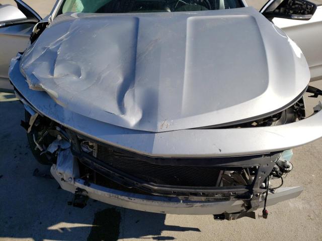 Photo 11 from auction – 2017 CHEVROLET IMPALA LT with VIN 2G1105S30H9112381