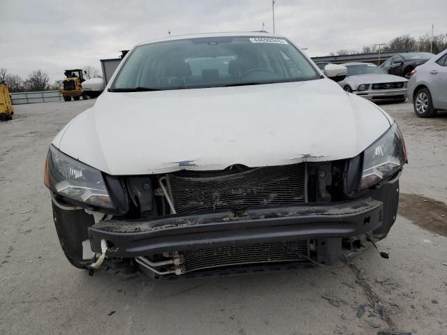 Photo 5 from auction – 2014 VOLKSWAGEN PASSAT SEL with VIN 1VWCM7A35EC059065