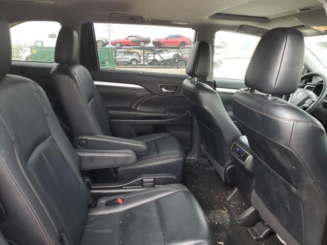 Photo 11 from auction – 2019 TOYOTA HIGHLANDER with VIN 5TDJZRFH9KS620891