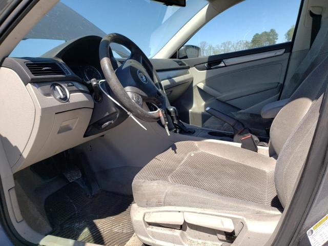 Photo 7 from auction – 2014 VOLKSWAGEN PASSAT S with VIN 1VWAS7A30EC112333