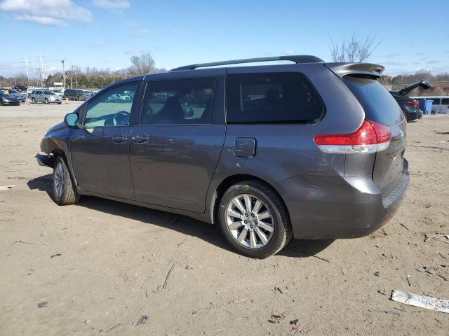 Photo 2 from auction – 2011 TOYOTA SIENNA LE with VIN 5TDJK3DC5BS008065